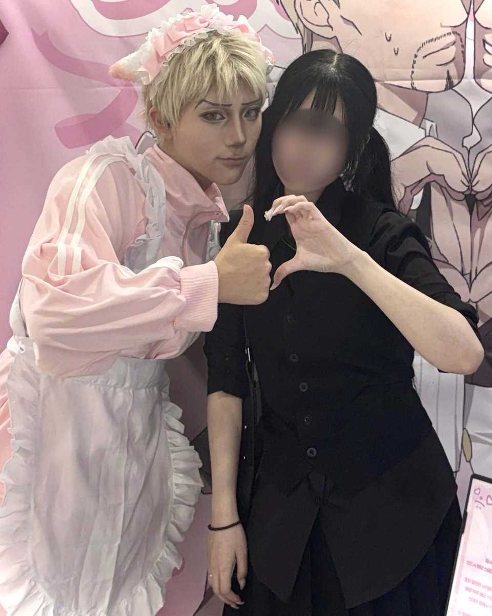 LuvMuun_'s tweet photo. #오이시쿠나레_요로이_요로이_큥
#おいしくなれ_よろい_よろい_キュン

내부 너무 귀엽고 하나하나 디테일이 많아서 눈이 즐거웠어요🫪 열어주셔서 너무너무 감사합니다! 라이너 생일 축하해💛 https://t.co/VatUCm0LnG