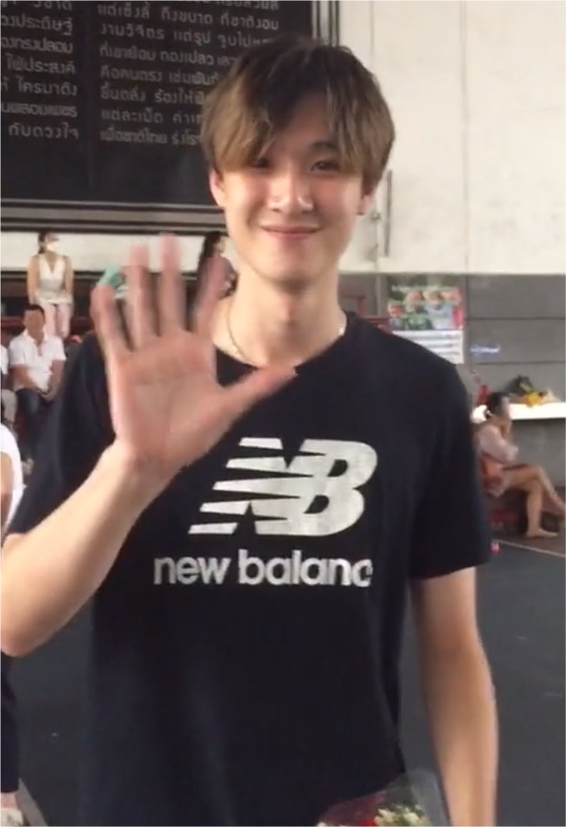 ssnkittychann's tweet photo. น้องธีนางน่ารักจัง ตาแป๋วมาก y—y  แล้วคลิปนี้ 6 ปีที่แล้วด้วยซ้ำหน้ายังเหมือนเดิมเยย 🥺💗💗🐰 พี่เขาสั่งให้ทำไรนางก้ทำ 555555 พุดเสียงเบาเหมือนเดิมเป้ะ 😹 #tee_vtp https://t.co/i31ctSSXlp