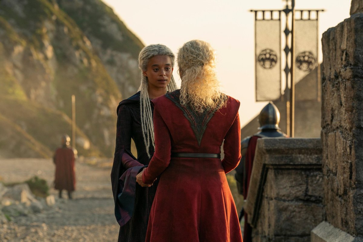 Targaryen Loyalist tweet media