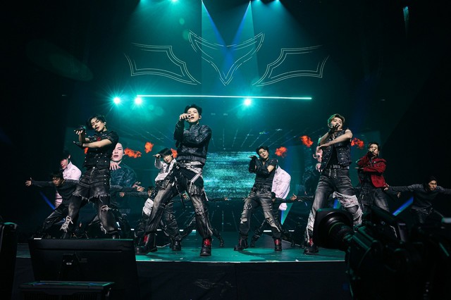 Kkorepo's tweet photo. 「#ENHYPEN」、北南米ツアーで19万3000人を魅了…圧巻のステージ
🔗https://t.co/2FhcUX1Y8j https://t.co/em7HkYtuIZ