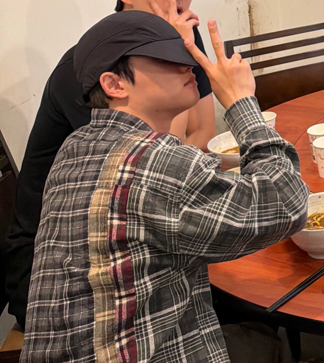 DODBBONG's tweet photo. 🐰 인스타그램

#도경수 #디오 #KYUNGSOO #ギョンス https://t.co/R6JqBuTRdB