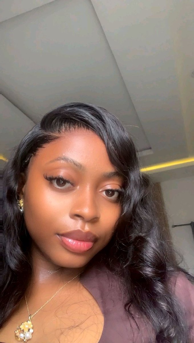 Blossomaffia's tweet photo. That prayer you have prayed so many times you are almost embarrassed? 
That job? That oyibo client? 
That ‘yes’ you have been waiting for?

It is coming without stress, this August.

Just do your part &amp; trust God 🙏🏽 https://t.co/KsrdxsMrOt