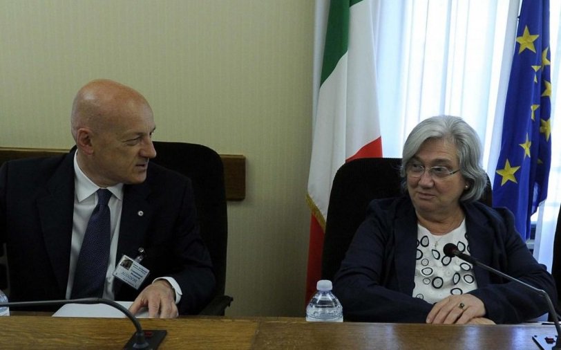 GrandeOrienteit's tweet photo. #AccaddeOggi #3agosto 2016; l'Inquisizione moderna della Commissione parlamentare #Antimafia porta la #Massoneria sul banco degli imputati con l'audizione del Gran Maestro del GOI @BisiSiena.
La Corte Europea dei Diritti Umani riconferma abuso di potere.
▶️https://t.co/bHrAtV7rui https://t.co/ZTGedgYY02