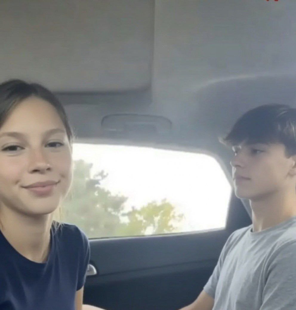 SpecialSpadj's tweet photo. The most goated video of the year https://t.co/MtaBI6Vq1y