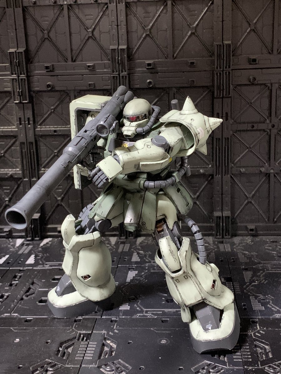 MG ザクII F2型 ザクマシンガンがついてないヾ(・ω・`;)ノ ザクマシンガンついてないザクは初めてでした(笑) #機動戦士ガンダム ...