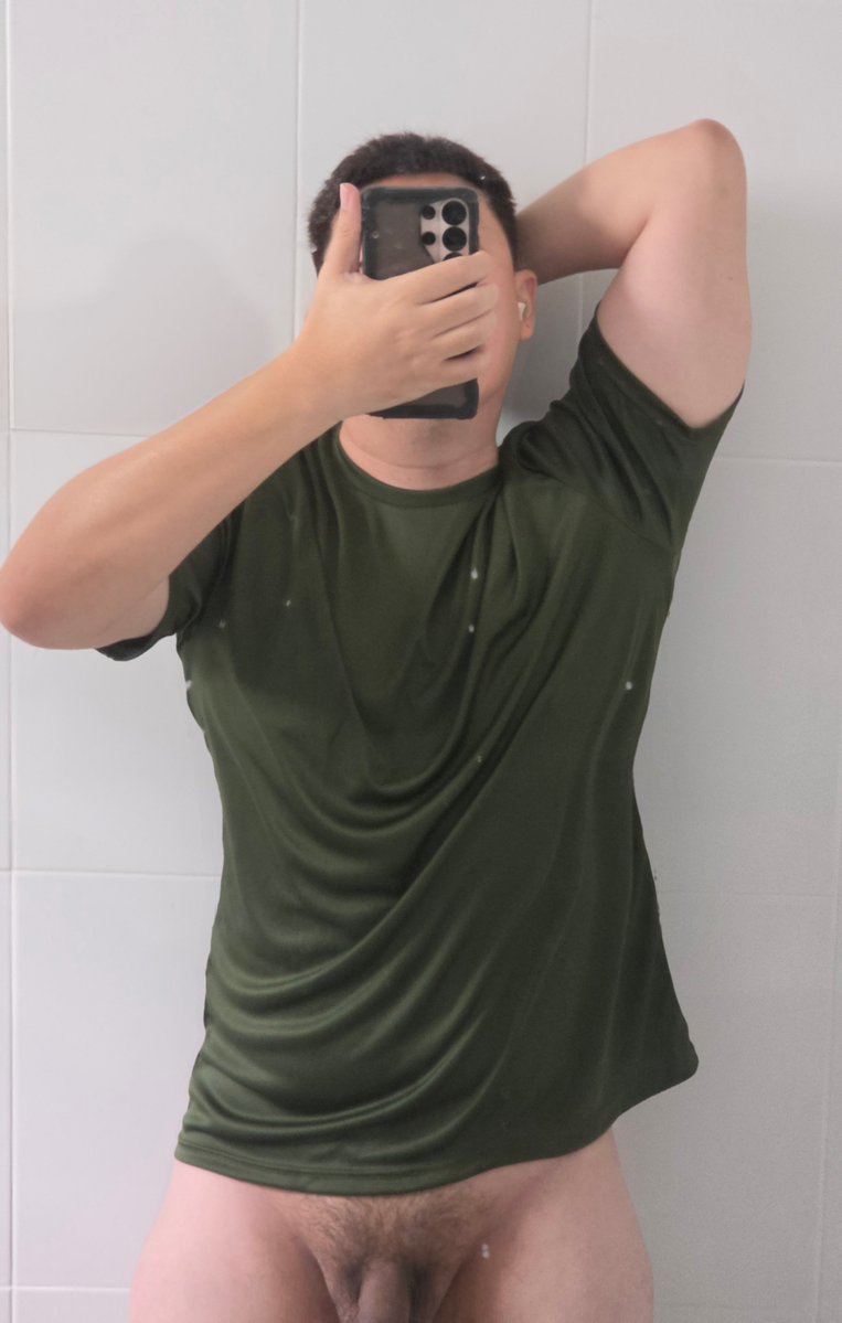 bigkittiman's tweet photo. หลังคาใหม่ สั้น ดูแลง่าย 😬  แต่หะมอยรกเหมือนเดิม https://t.co/arzOPSH9uw