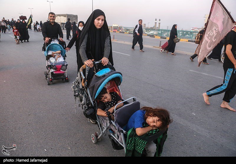 hejabeghlid's tweet photo. تو این مسیر خستگی وجود نداره 
دیدن گنبد امام حسین تمام خستگی های مسیر رو از تن میبره 
#یا_لثارات_الحسین
#ملت_حسینی https://t.co/V8HGwG5UQ0