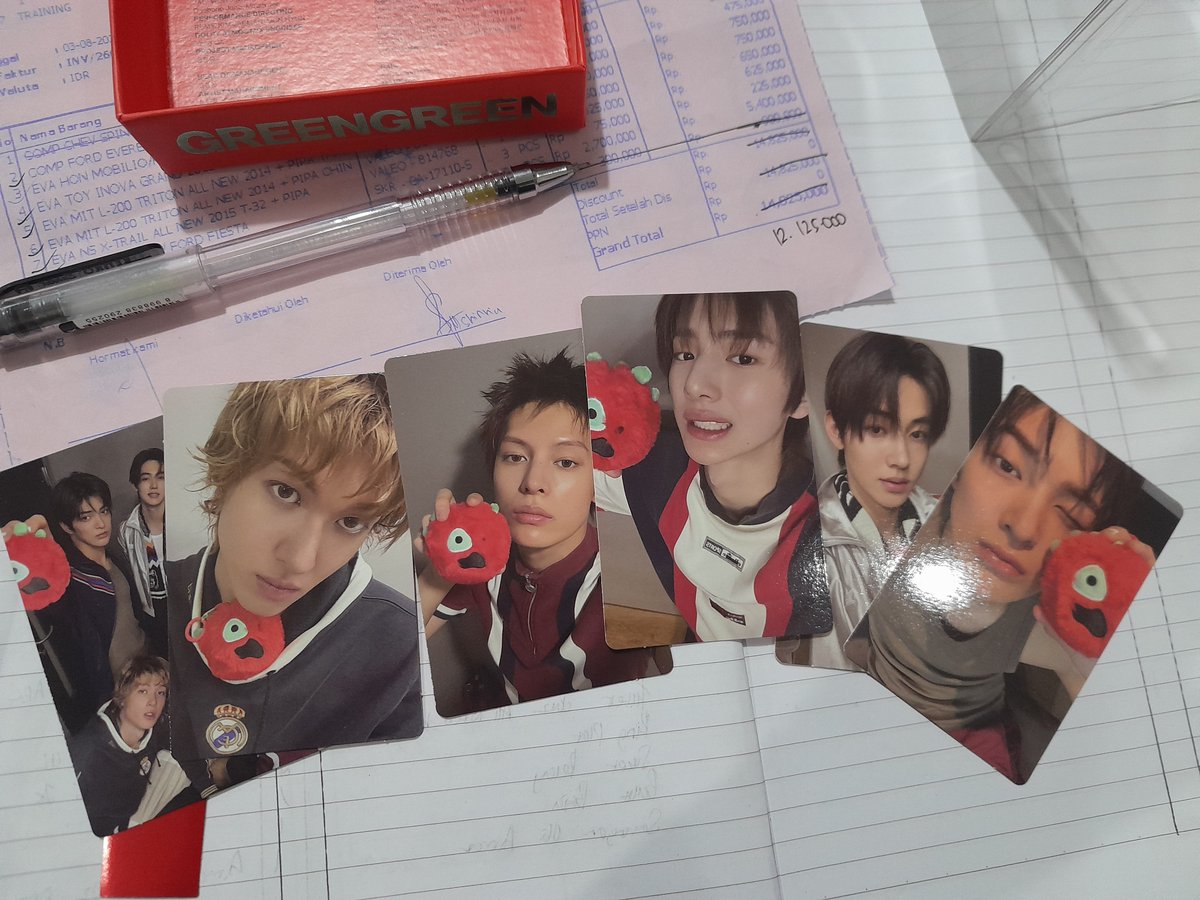 Shintiathv's tweet photo. Setelah penantian lama akhirnya sampe jugaaaa🫶🫶🫶
#corball #cortis #redred https://t.co/xhWaFjlyzx