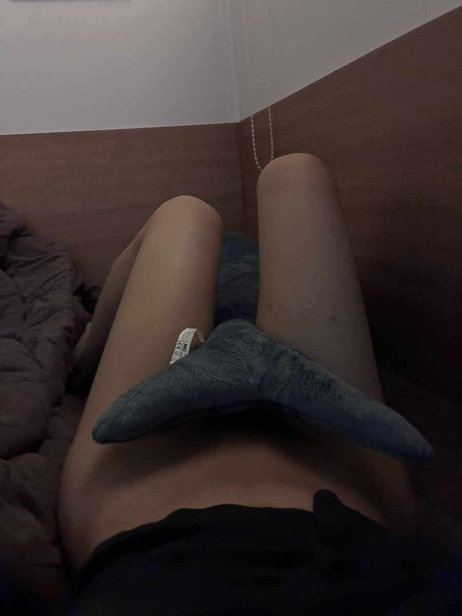 bluer_abbit's tweet photo. 더워…🥵
#男の娘 #femboy #보추 https://t.co/musZSEaugn