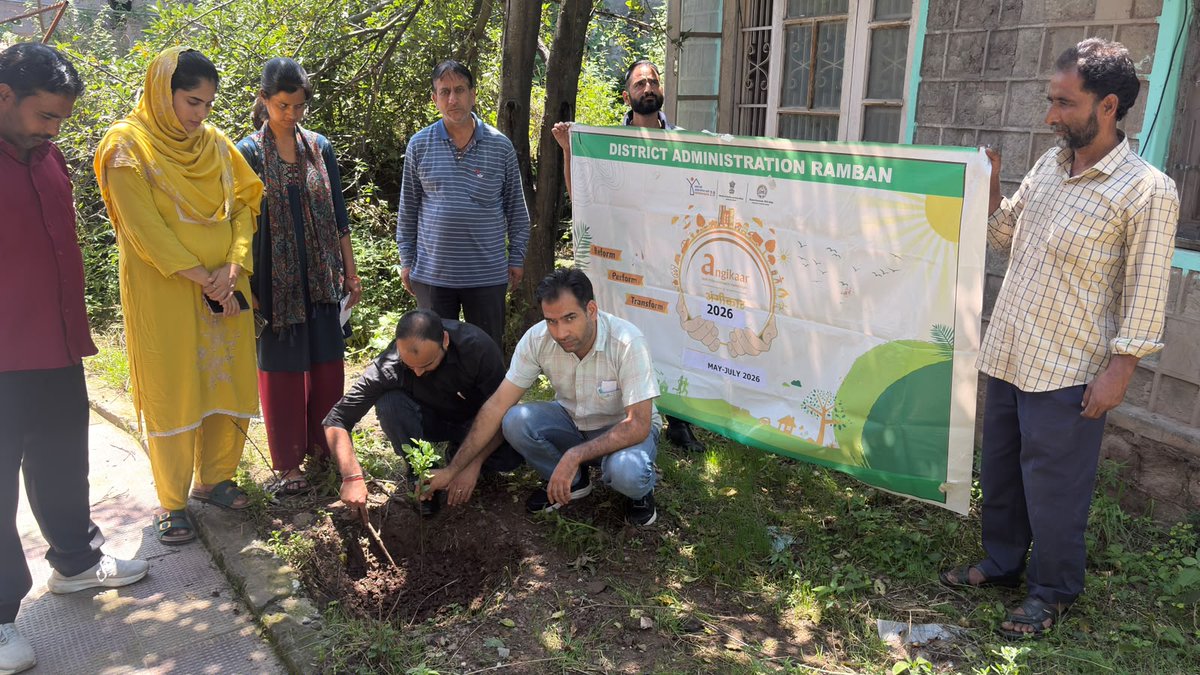 pmay_jammu's tweet photo. As part of the ANGIKAAR2026 campaign, MC Batote organized an awareness programme to educate citizens about the benefits of PMAY-U 2.0. A plantation drive under "Ek Ped Maa Ke Naam" was also conducted at the MC office premises, with enthusiastic participation of the beneficiaries. https://t.co/RBNndx1654