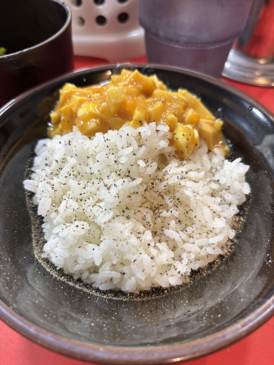 teruteruafu's tweet photo. とらきち家  光さん🐯💕

今日は涼しい🍜日和❤
って事で(　˙▿˙　)👇

半麺🍜➕辛ニラ➕半ライス🧂🍚🥚

今日のスープ激ヤバ旨し🤤💕
旨い旨い連呼🤭✨
辛ニラ🌶は辛いのに甘みもあってモリモリ進む😋
🍺のおつまみにも😆👍✨

今日も偶然横にayyaさん🤣
またよろです🙏

なまら旨い🐯💕🥹🙏 https://t.co/cuhoSUkTTR