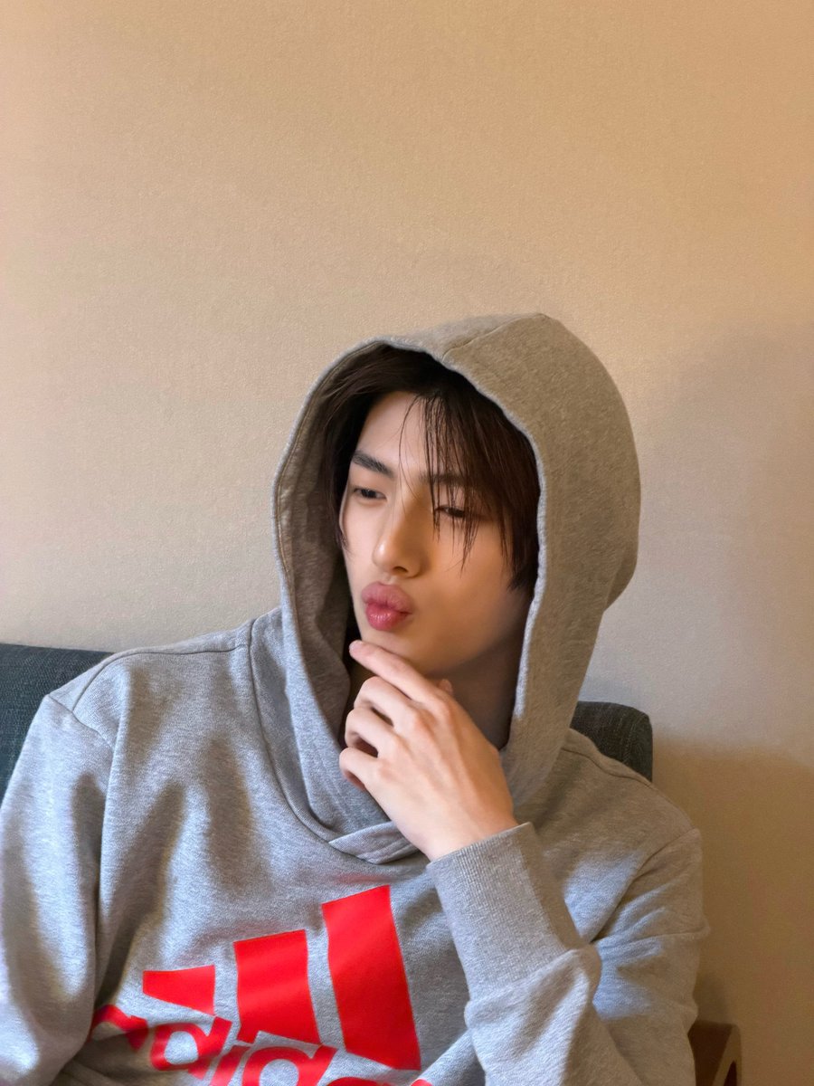 zhaoyufancokr's tweet photo. [260803] #JUHOON #주훈 Instagram Update

“lollapaloza 2026” https://t.co/lQG6sMXhfy