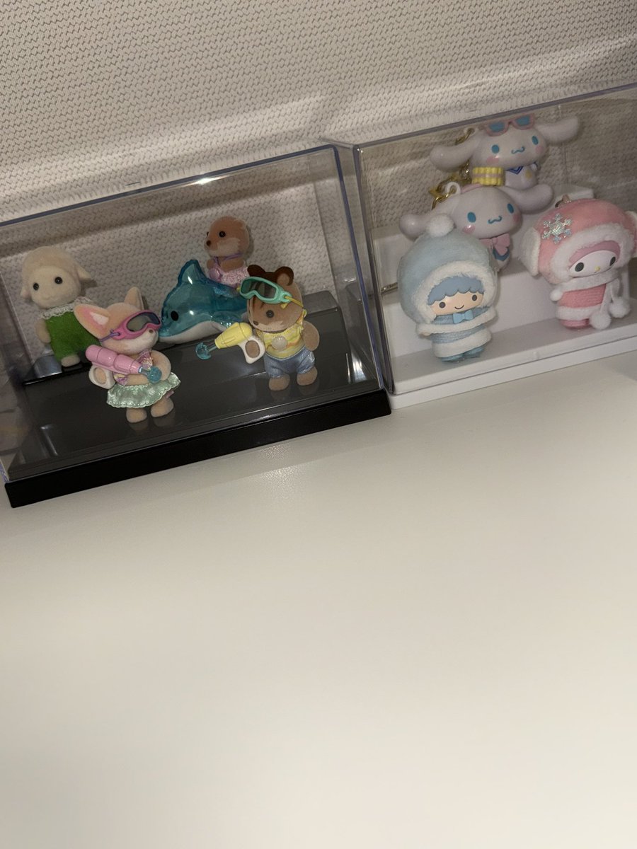 tknysan's tweet photo. 귀여워서 개터짐🤣🤣실바니안 더 모아야지 https://t.co/JtTxsSPe8k