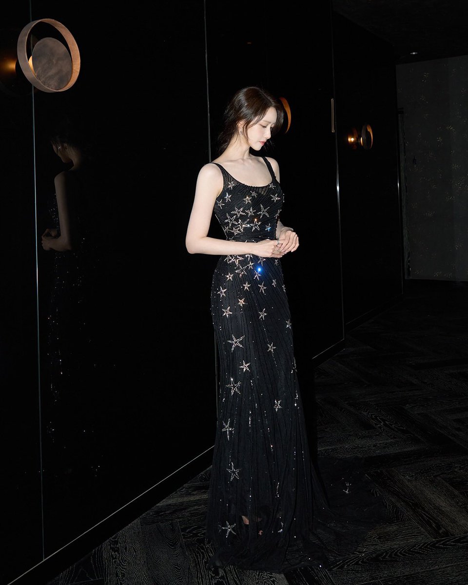 ordinarynojaem's tweet photo. limyoona__official’s IG Update #4 

“The 5th Blue Dragon Series Awards⋯⋅๑•✦💙” https://t.co/HdHO2sBVUm