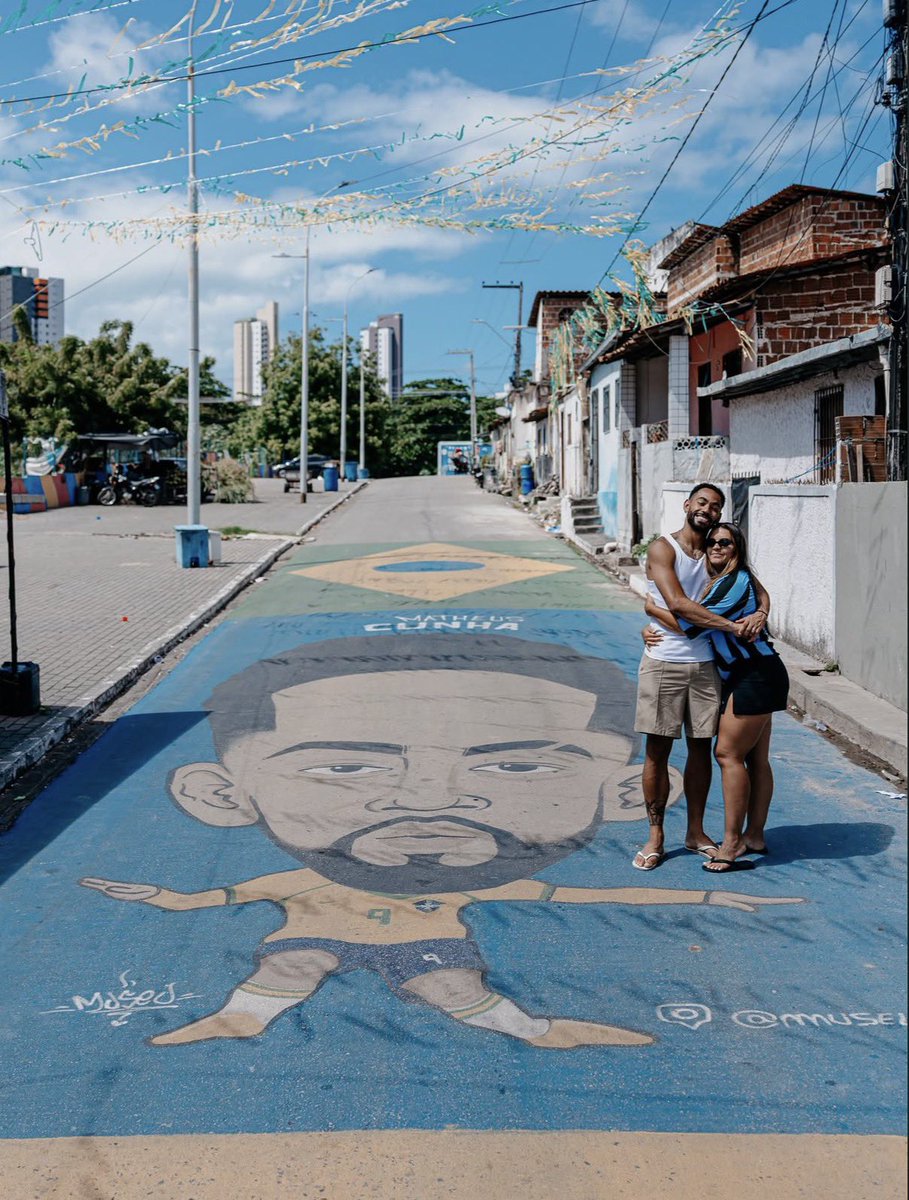 FrankEra_'s tweet photo. Matheus Cunha with his mural made for him in Brazil. ❤️🇧🇷 https://t.co/FksBQUllES