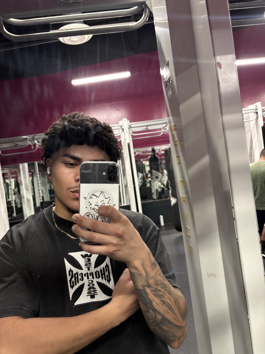 user031064820's tweet photo. #LA #mexican 
Late night session 😛 https://t.co/P5muWRxTuj