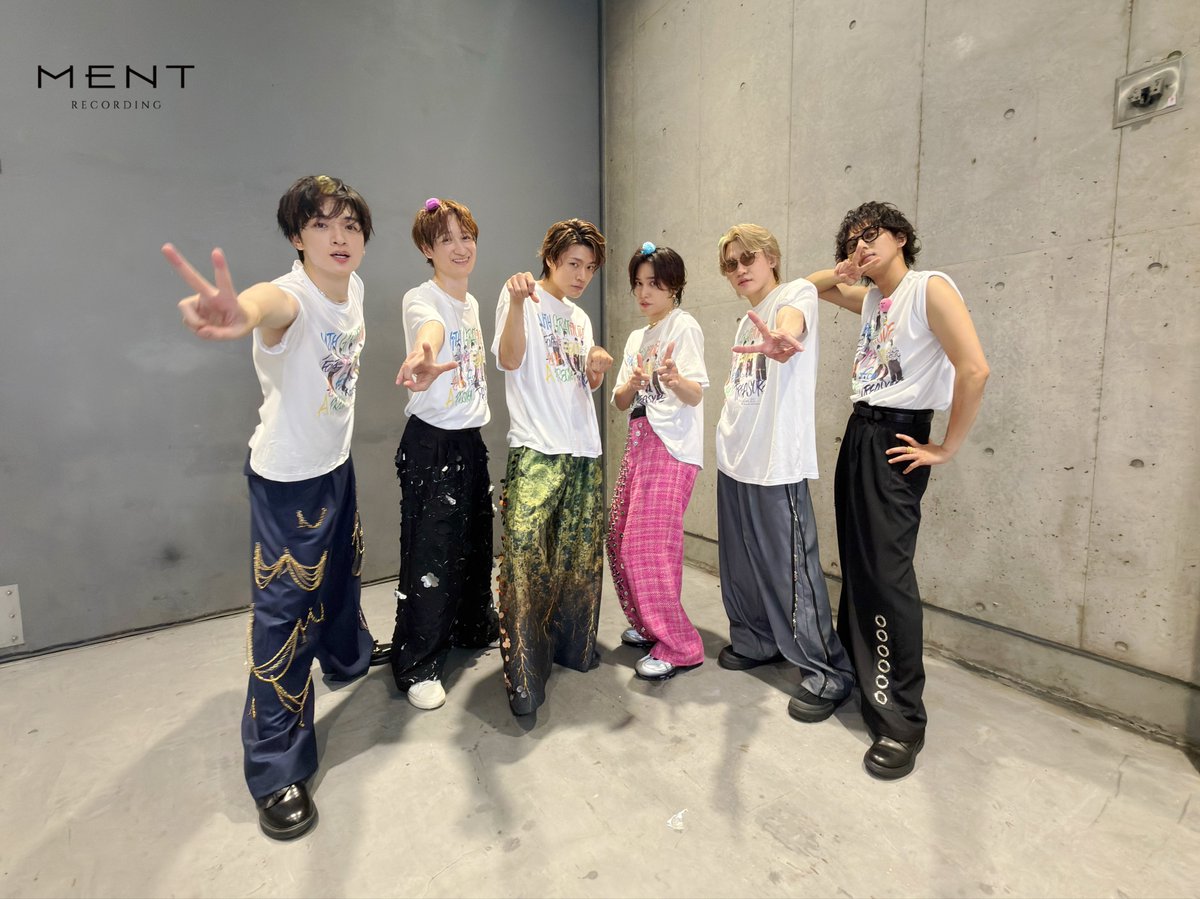 info_yuta_kmf2's tweet photo. 𝗞𝗶𝘀-𝗠𝘆-𝗙𝘁𝟮 𝗟𝗜𝗩𝗘 𝗧𝗢𝗨𝗥 𝟮𝟬𝟮𝟲 𝗳𝗮𝗻 𝗜𝗦 ･･････

📍[大阪] 
大阪城ホール

🗓️ 8.3 (sat) 18:30

本日ライブ配信📺
FC・一般ともに無料配信✨

▼公式ライブ配信
https://t.co/KZ2YABgWUu

🏷️ #KisMyFt2_fan15 #KisMyFt2 #キスマイ https://t.co/3hK0rO1auC