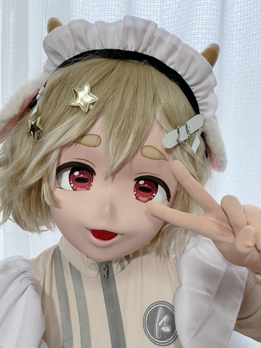 sn_capri's tweet photo. おひるのヤギさん🐐 https://t.co/FLLd1dy4mk