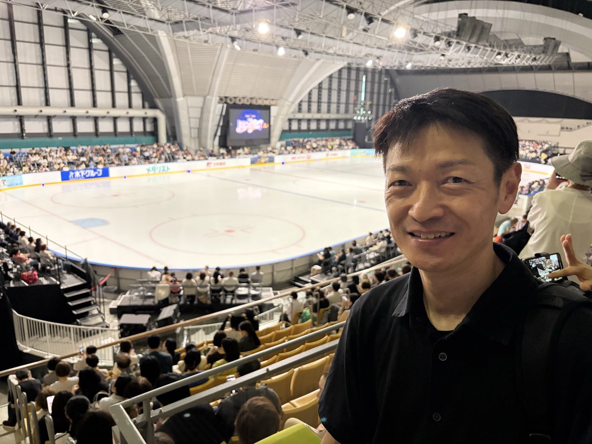 YsBlades_yss's tweet photo. THE DESTINY千秋楽を観に行かせていただきました⛸️✨
もう最高でした！！グラディエーターも見られて感動…🥹やはり生で見るのは格別ですね。
そしてなんと、りくりゅうペアのお二人にもお会いできました！
素敵なアイスショー、お疲れさまでした✨
今後のご活躍も応援しております💪🔥
#THE_DESTINY https://t.co/yaofrYbcEV