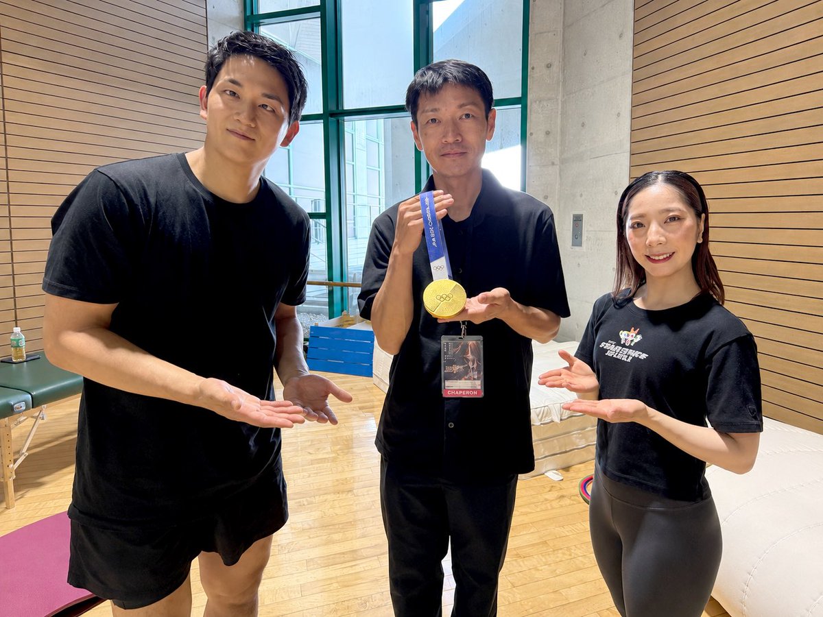 YsBlades_yss's tweet photo. THE DESTINY千秋楽を観に行かせていただきました⛸️✨
もう最高でした！！グラディエーターも見られて感動…🥹やはり生で見るのは格別ですね。
そしてなんと、りくりゅうペアのお二人にもお会いできました！
素敵なアイスショー、お疲れさまでした✨
今後のご活躍も応援しております💪🔥
#THE_DESTINY https://t.co/yaofrYbcEV