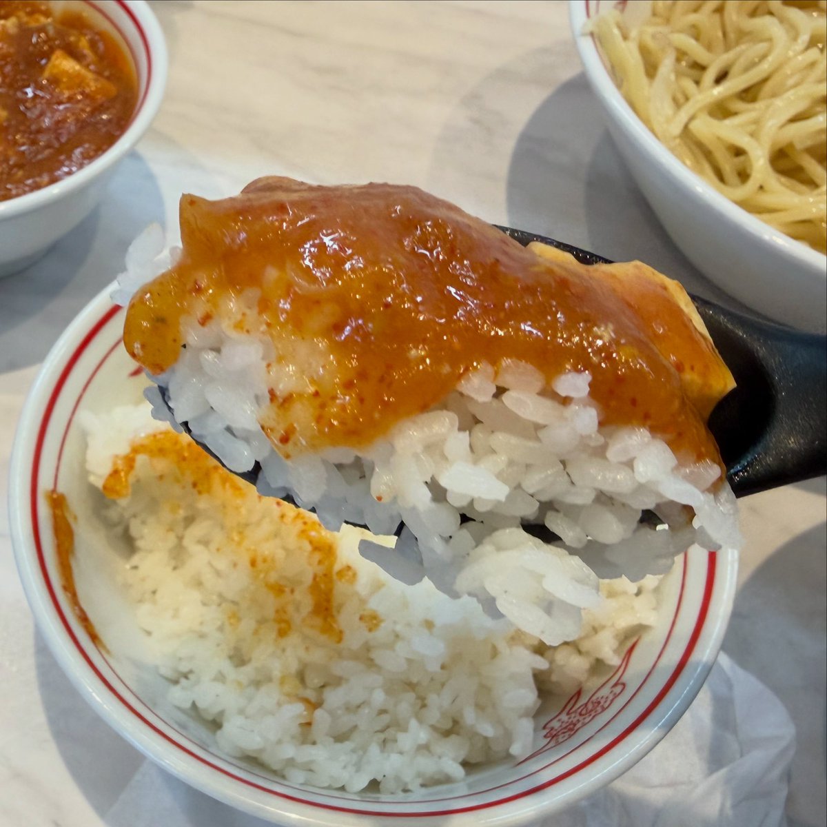 koichiro0202's tweet photo. 蒙古タンメン中本 熊谷店
冷し北極海🔥🌊🍜
ライス🍚
麻婆豆腐単品🔥
塚本店長謹製 https://t.co/mGI5HQgTRM