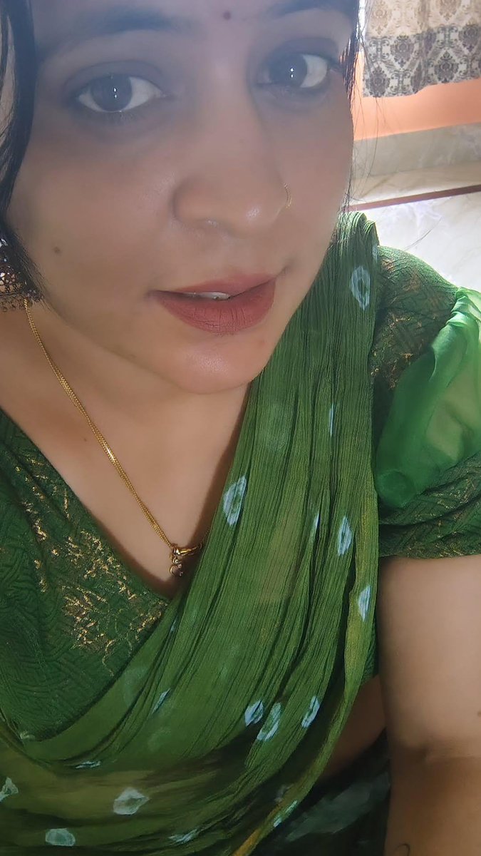 officialpriya0's tweet photo. Aaj kon Kon vrat hai 🌸❤💫🥰. 
. 
. 
. 
. #vrat #savan #हर_हर_महादेव_शिव_शंभू_��� https://t.co/iJHlyGmRBk