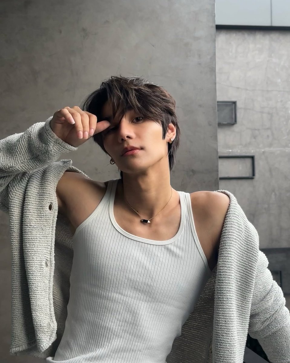 imnotbutterr's tweet photo. จ๋าlets slow it down กูหึง
จ๋าแต่งตัวเซ็กซี่ กูพากลับบ้าน
จ๋าลงรูปเคะ ๆ กูเป็นลม
จ๋าใส่เบบี้ที กูมรณะ https://t.co/5FqxhNMkCo