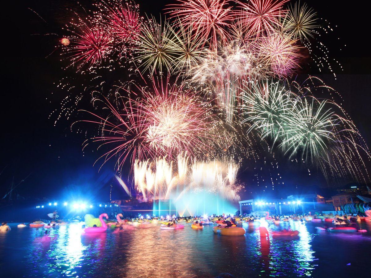 AichiNow_jp's tweet photo. ～8/30(日)、9/5(土)～22(火祝)の土日祝
ラグーナテンボス ラグナシア ナイトプール＜#蒲郡市＞
https://t.co/l8kRg6145H
ライトアップされたプールやイルミネーションがきらめき、昼間とはひと味違う非日常の世界が広がります。夜空を彩る花火や噴水ショーとのコラボレーションも必見です。 https://t.co/puGp1gTaVN