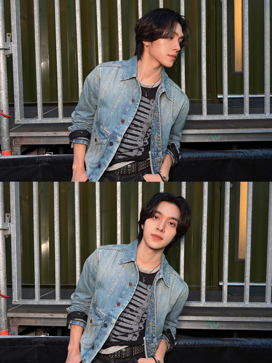 WayV_official's tweet photo. happy to be here with you💚 

#WayV #威神V
#WayV_SummerStage https://t.co/hB9jheVohJ
