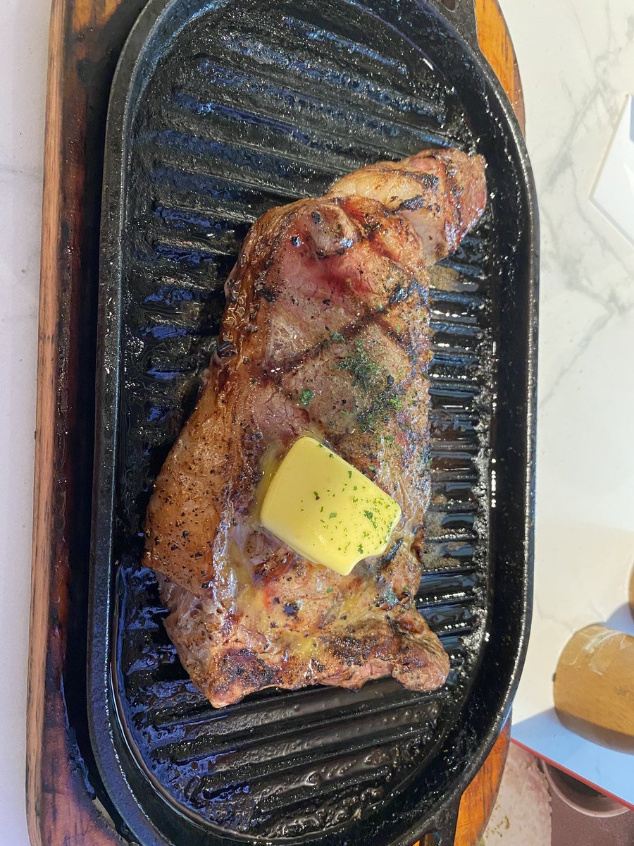 21stCent_Estate's tweet photo. enjoying late lunch at Rockwell, Makati over steak and a cake 🥩🍰 https://t.co/b0kXzQ0PMm