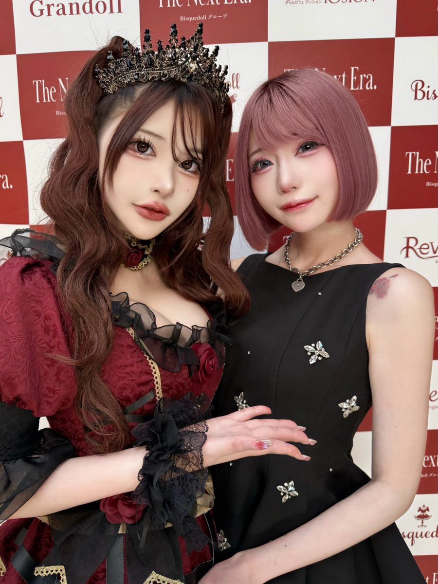 Iwacha_2780's tweet photo. 🥀- Bisquedollグループ記者発表会 -🥀

2026.7.27 に
Bisquedoll グループの記者発表会へ
ご招待いただきました✨✨

詳しくはInstagram見てねん◎

https://t.co/de8XAP7RfR https://t.co/vtoTmCGe45
