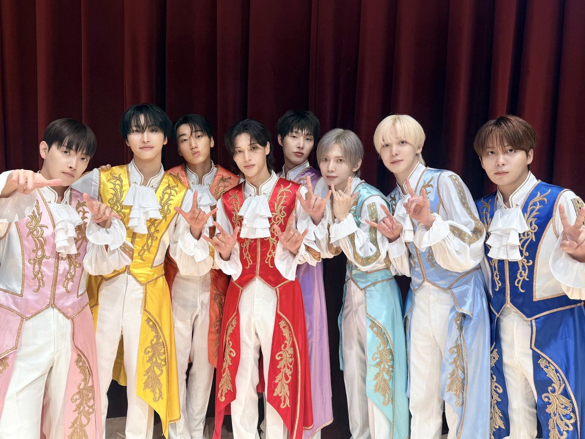 mijinsuga's tweet photo. いよいよ明日か～。
早く会いたすぎるのに、それが終わればしばらく会えなくなる寂しさを考えてしまうと、明日が来なければいいのに。。。とも思う。
超複雑な心境ｗｗｗ https://t.co/B0n59MoX9c