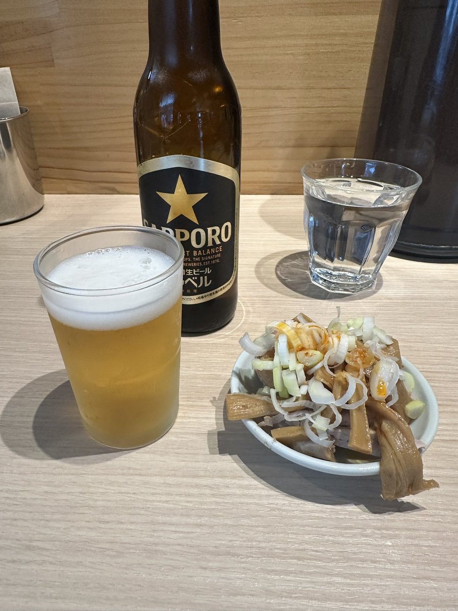 268gohan's tweet photo. 桜上水 船越
つけめん300g、ビール https://t.co/a0jFd9TrCW