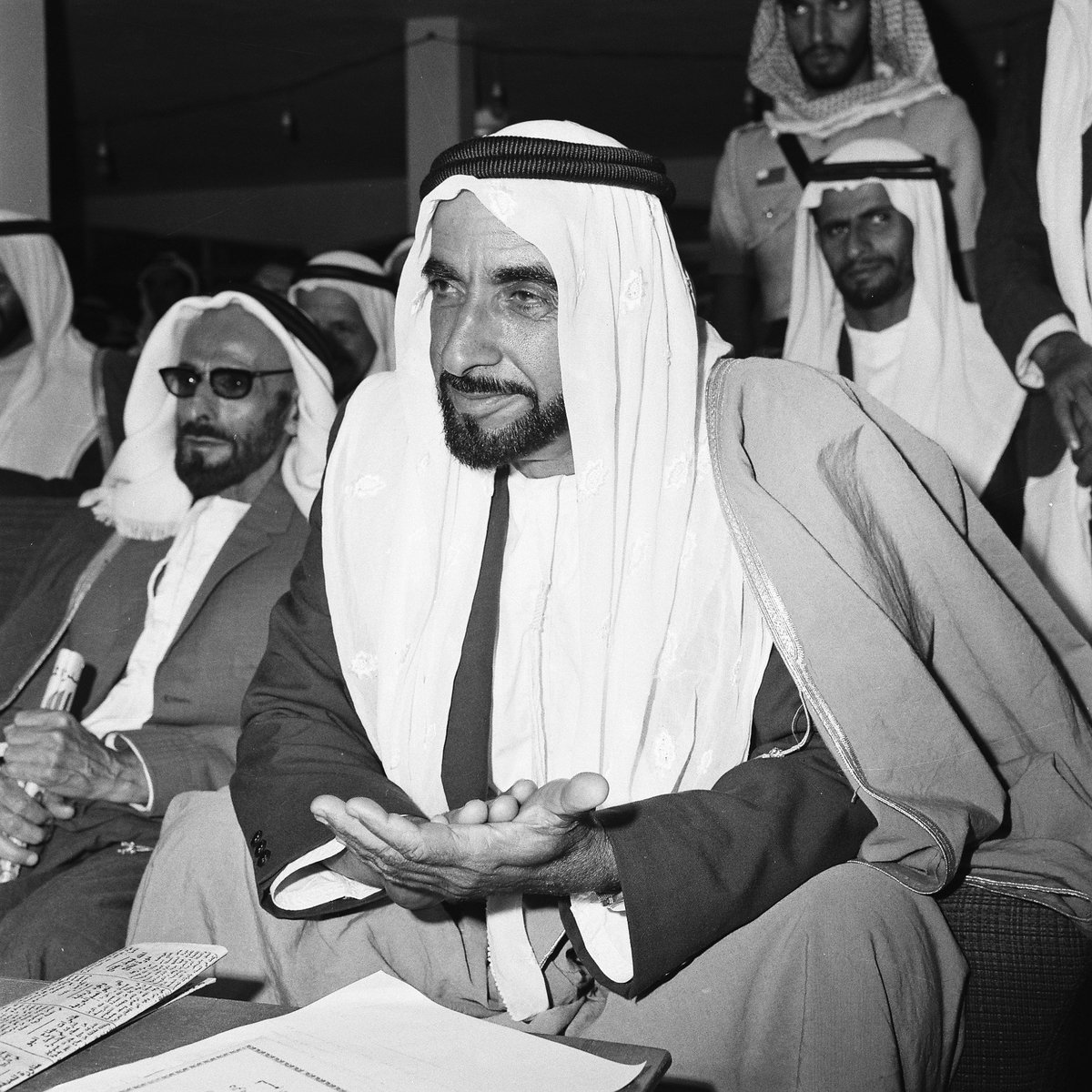suwaidi_jamal's tweet photo. المغفور له بإذن الله الشيخ زايد بن سلطان آل نهيان -طيب الله ثراه https://t.co/6r0xI1dQqs