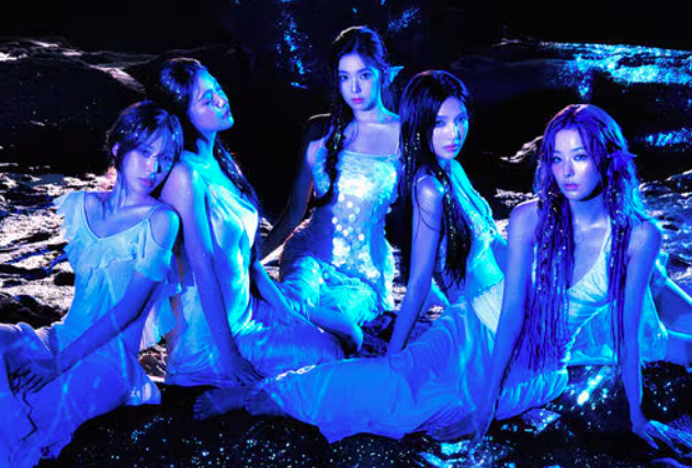 AboutMusicYT's tweet photo. BTS, BLACKPINK, EXO and Red Velvet have all made their comebacks this year. https://t.co/hUs5ZMhCVB