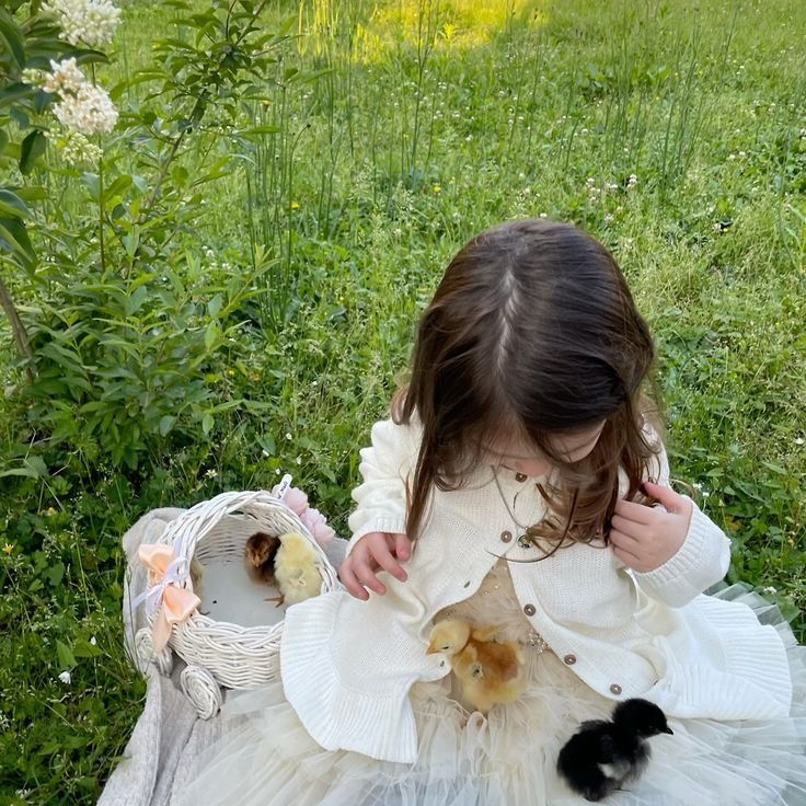_Spidey_gurl7's tweet photo. One day Me with my cutie patotie animals https://t.co/Hb03LynCd9