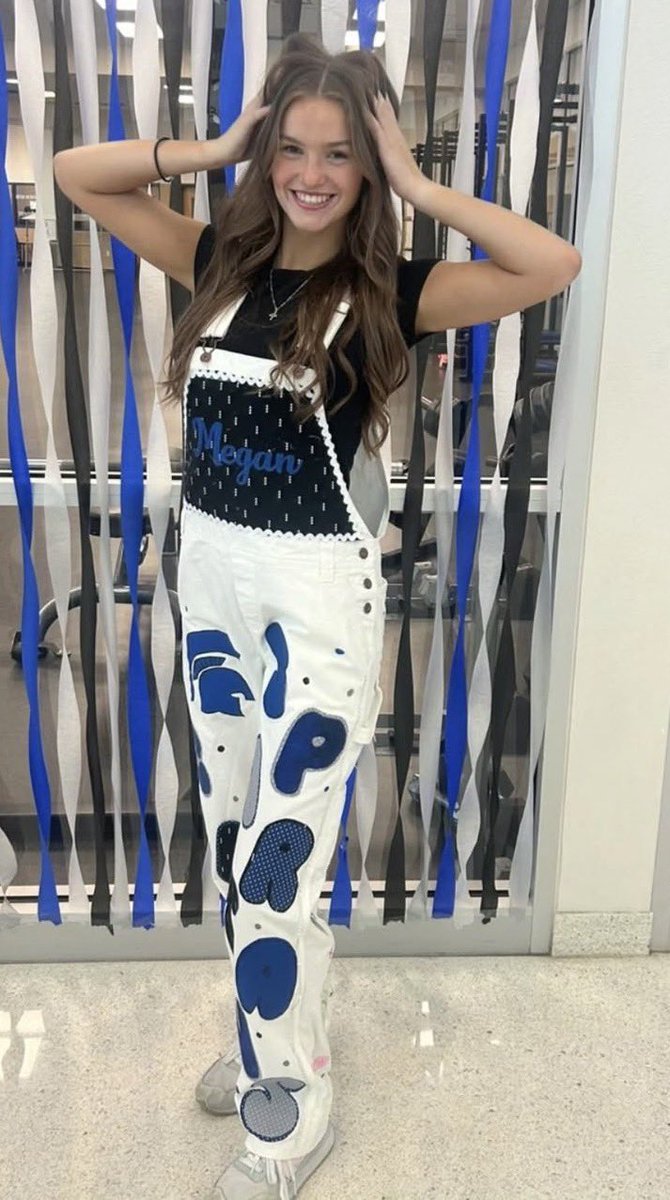 poolfloatenjoy's tweet photo. Dm me if you want me to feed you my slutty irls #bops #nsfwtwtًً  #irls #cumtributeِs https://t.co/5fIp562SoK