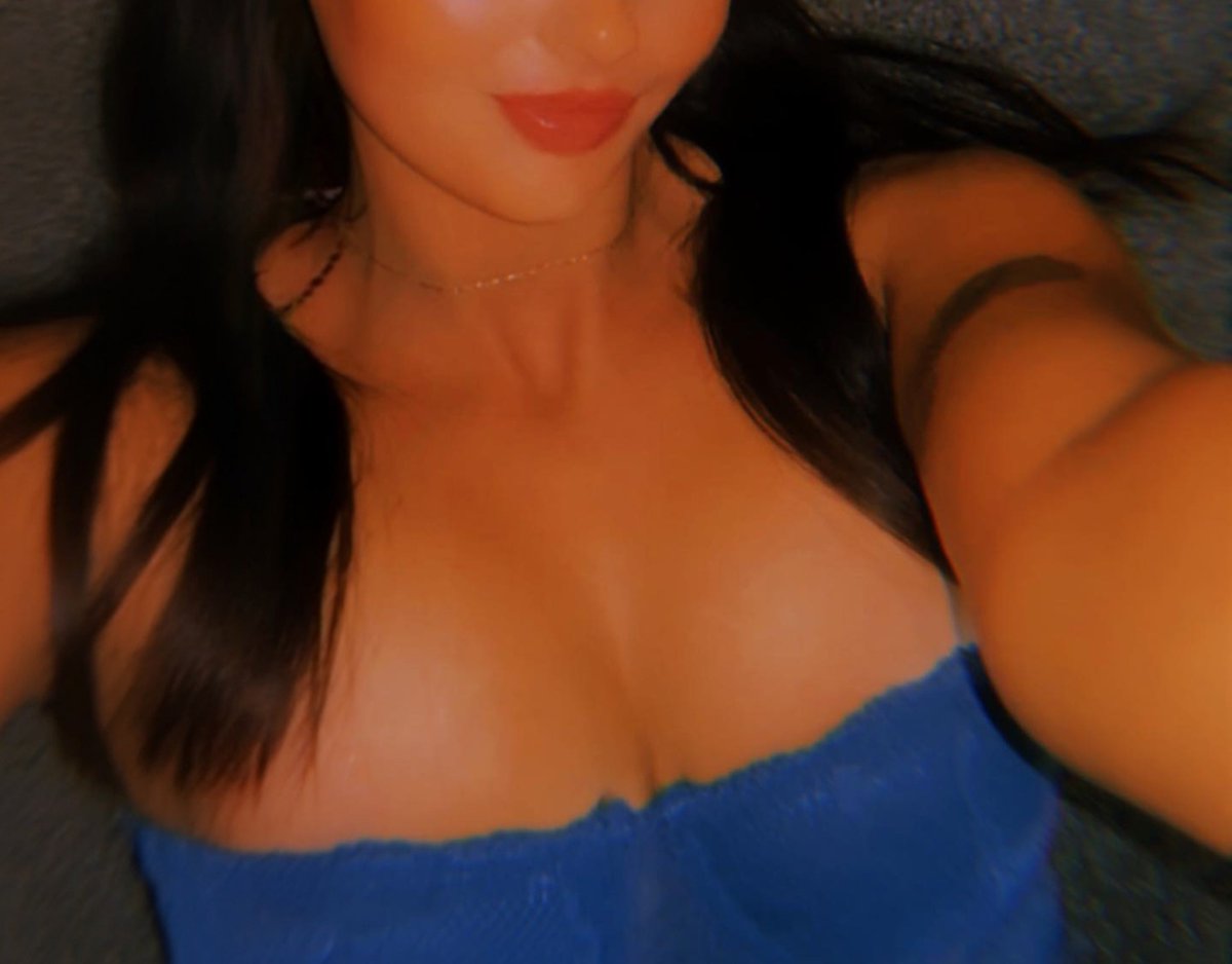 lotsOfun69's tweet photo. At work fantasising  about sucking big dick and swallow loads 🤭🫣 #cheatinggf #nsfwtwtًً  #bigass #bigtits #facial #strokeit #fuckme #bwc #bbc https://t.co/HvgmChg00U