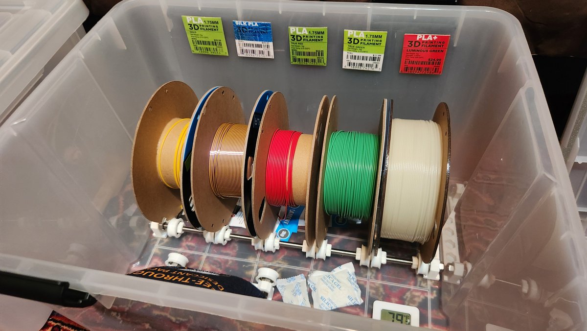 CyprisXanders's tweet photo. My current project I'm working on is making two filament dry boxes to store my filament in. Each one holds 6 2 kilogram spools. The racks they sit on spin and I love them, there is also a temp and humidity monitor in each box with a silica gel bag for moisture https://t.co/1ORvD4dcfP