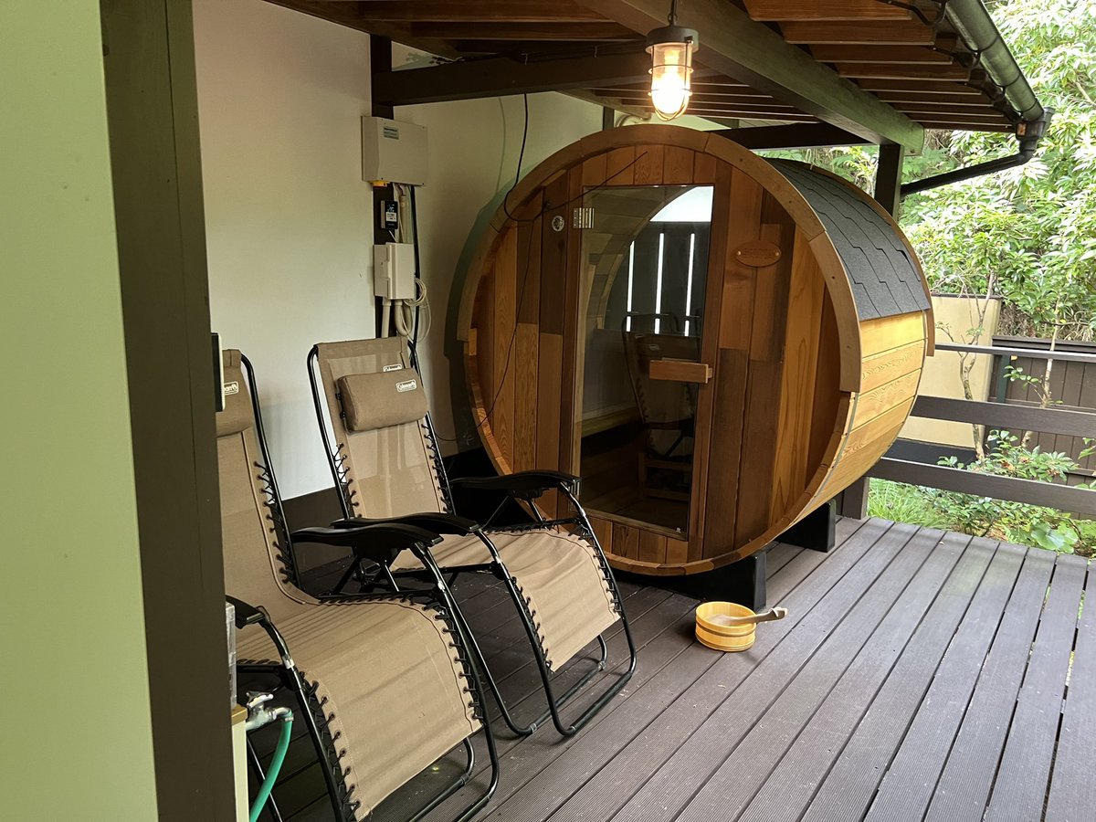 erein01177's tweet photo. これ貸切部屋の1部なのえぐ🤣
サウナと温泉1日入るかあ… https://t.co/durRuPqC3R