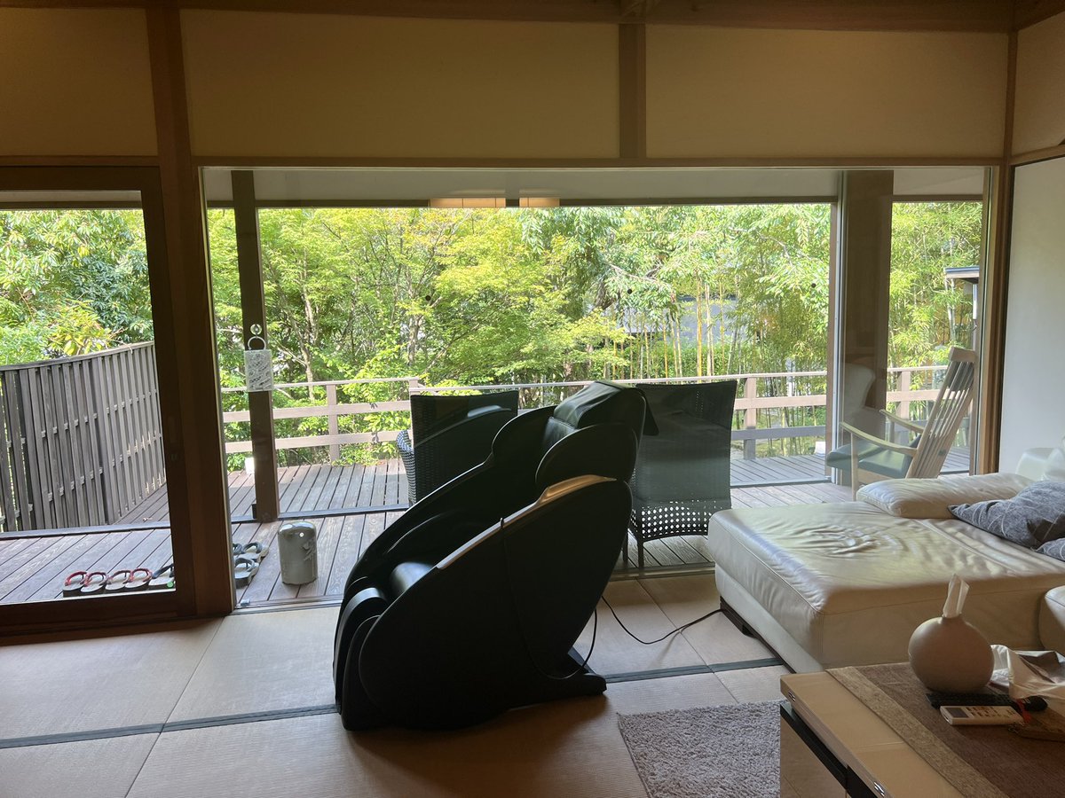erein01177's tweet photo. これ貸切部屋の1部なのえぐ🤣
サウナと温泉1日入るかあ… https://t.co/durRuPqC3R