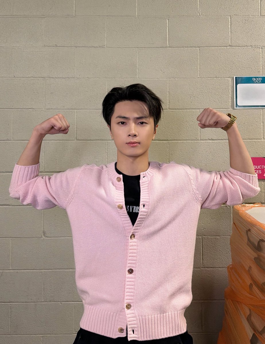 Su7d17's tweet photo. 얼딩이 https://t.co/gpC0auy7RR