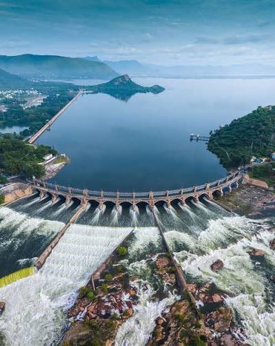 DrGanesh_Japan's tweet photo. TVK Tharkuri group is blindly opposing Paranthur airport without a vision. 

They don't know the history behind Mettur Dam, where people from nearly 26 villages including Nayamabadi were displaced and those villages were submerged under the Mettur Dam. It is a well-known fact that during periods when the dam runs dry, the temples and churches from those villages can still be seen.

Because of their sacrifice, the entire Cauvery Delta region is flourishing today. 

1.07 lakh hectares of agricultural land are getting irrigation.