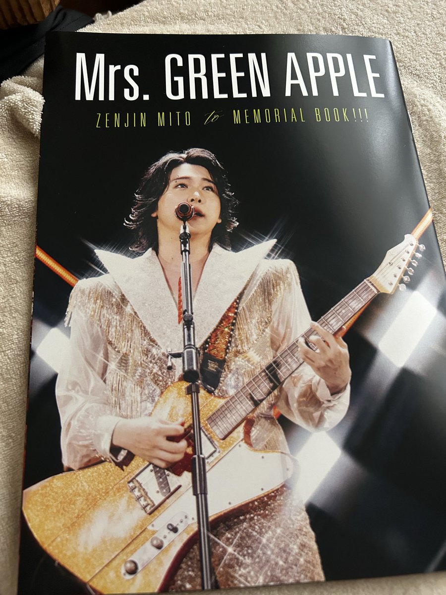 uywc_4m's tweet photo. 優しい人が汗だくで届けてくれた。
感謝です。

#ミセスグリーンアップル
#MrsGREEENAPPLE https://t.co/sFgCn96g8I