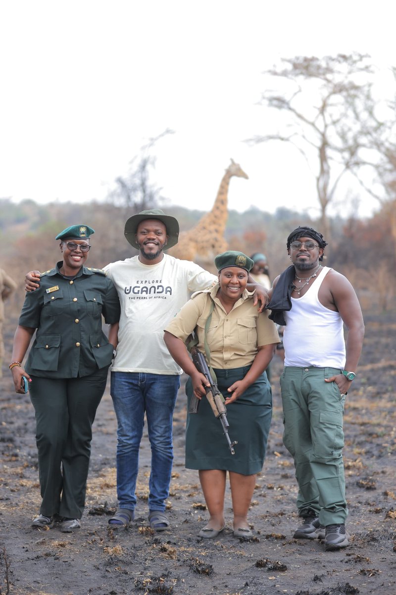 abaasa01's tweet photo. Unlike many other parks in Uganda, visitors can enjoy guided walking safaris, getting up close to wildlife on foot with a ranger 😊

#UWAOpenParkDays https://t.co/oieq2EVriS