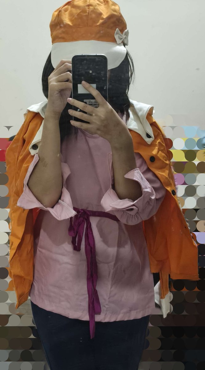 kaiikousen's tweet photo. What is Monogatari Series even about https://t.co/iydo1WJiCj
