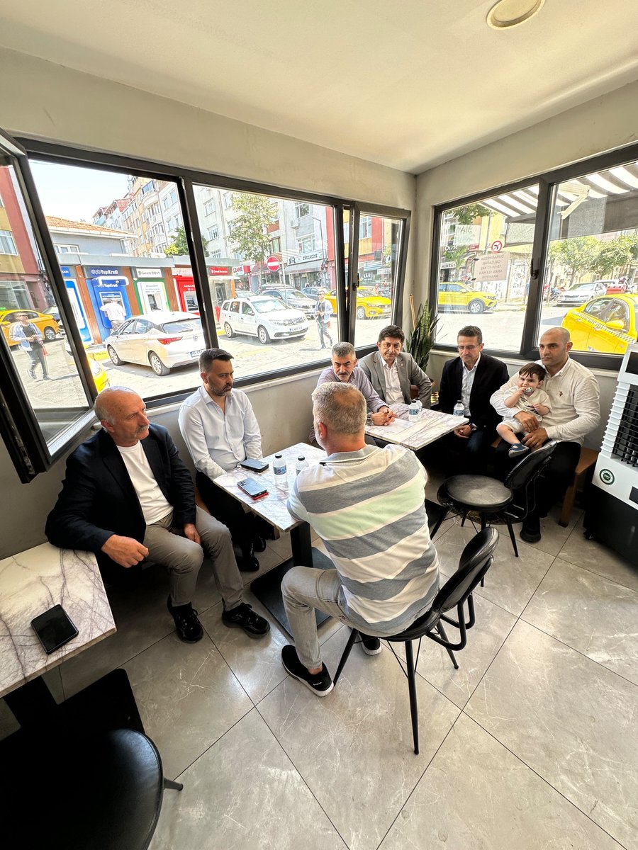 mhp_sisli's tweet photo. Şişli ile buluşuyor
Şişli ile kucaklaşıyoruz...
MHP Şişli İlçe Başkanımız Oğuz Tolga Cabbar, İlçe Teşkilat Başkanımız Erdal Baş ve İlçe yöneticilerimiz ile birlikte Halide Edip Adıvar Taksi Durağına ziyarette bulunarak Durağımızın durumunuza ilişkin görüşmeler sağladılar
@_MHPistanbul_ 
@BBvolkanyilmaz 
@ahmetyasak 
@ouz_cabbar