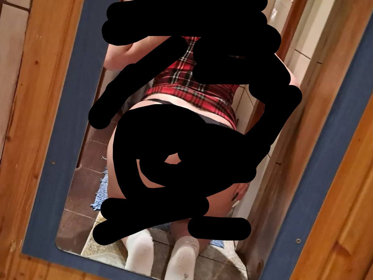 pani_domina's tweet photo. Który frajer chce zostać Pani kundelkiem i robić zadania!?
Rt kom <3 = ZAD
#findom  #paypig #moneyslave #spank #slap #anal #coffy #feetfetish #cbt #cashslave @slavetofindom @slavemoney @rt_find @DanZ_SL @dommes_rt @find0m @rt_domm https://t.co/uDguu4VXre