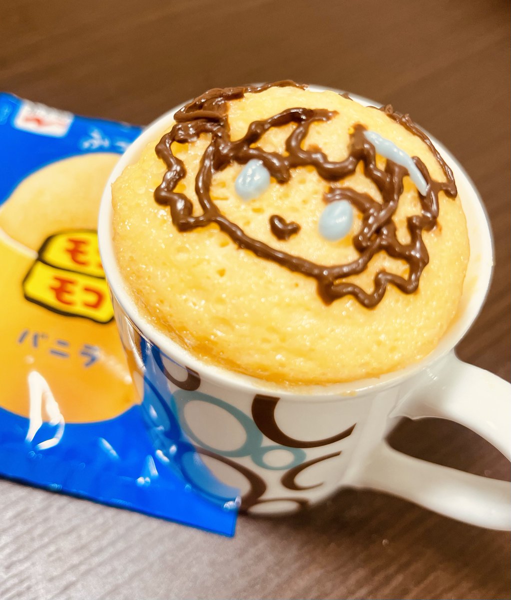 datenkun_iriam's tweet photo. モコモコ売ってた
いい感じにできたのでチョコペンで顔描こうとして失敗した
味は本当においしい https://t.co/tJ1YfDQCqP