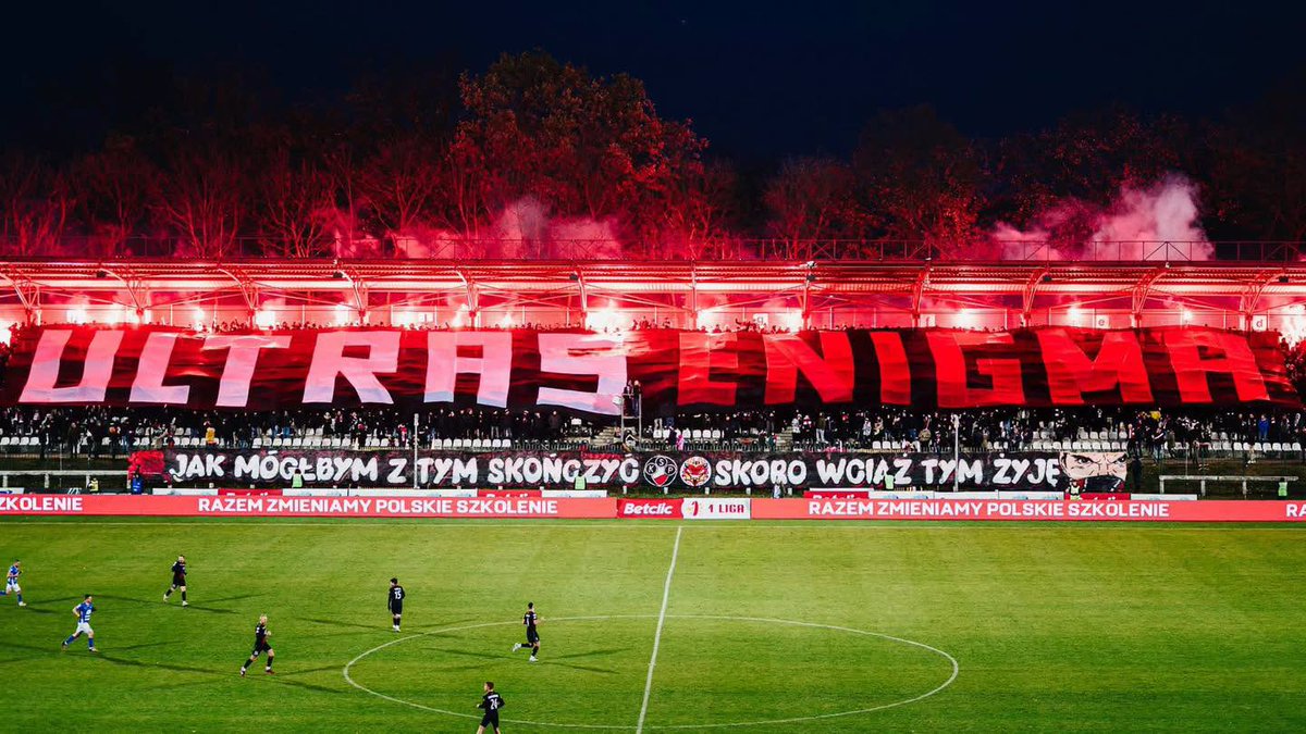 EnigmaUltras's tweet photo. Tak wyglądał Kamyk na dwóch ostatnich meczach z Ruchem Chorzów!
W piątek widzimy się na kolejnym meczu 💥💪🏻

POLONIA WARSZAWA-Ruch Chorzów
07.08.26, 20:30

Uwaga!
Karnetowiczów oraz biletowiczów z Głównej zachęcamy do zmiany miejsca i przyjścia na to spotkanie na Kamienną! https://t.co/tZDBory1hs